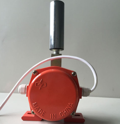 HHTSD-1跑偏開關(guān)、HKPP-12-30V鋼鐵廠耐腐蝕兩級(jí)跑偏開關(guān)廠家