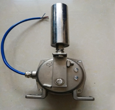 防爆型EXKPT1-P-20-35耐高溫二級(jí)跑偏開關(guān)、防爆型GZJ45跑偏傳感器配支架生產(chǎn)