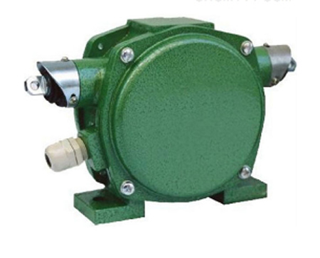 化工廠專(zhuān)用兩級(jí)跑偏開(kāi)關(guān)EBBS-80、膠帶跑偏開(kāi)關(guān)DPK-12-30大量現(xiàn)貨生產(chǎn)