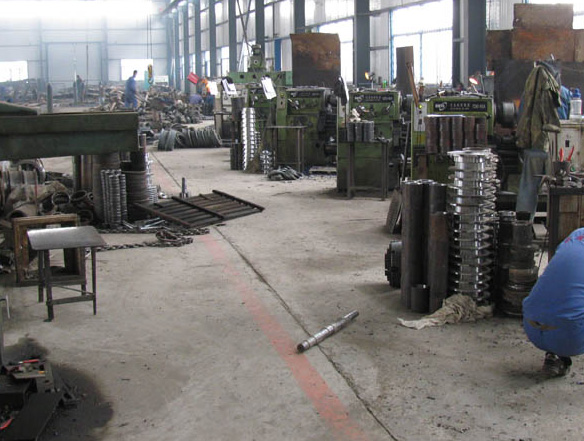 XY-100液壓地質(zhì)勘探鉆機(jī)生產(chǎn)廠房1