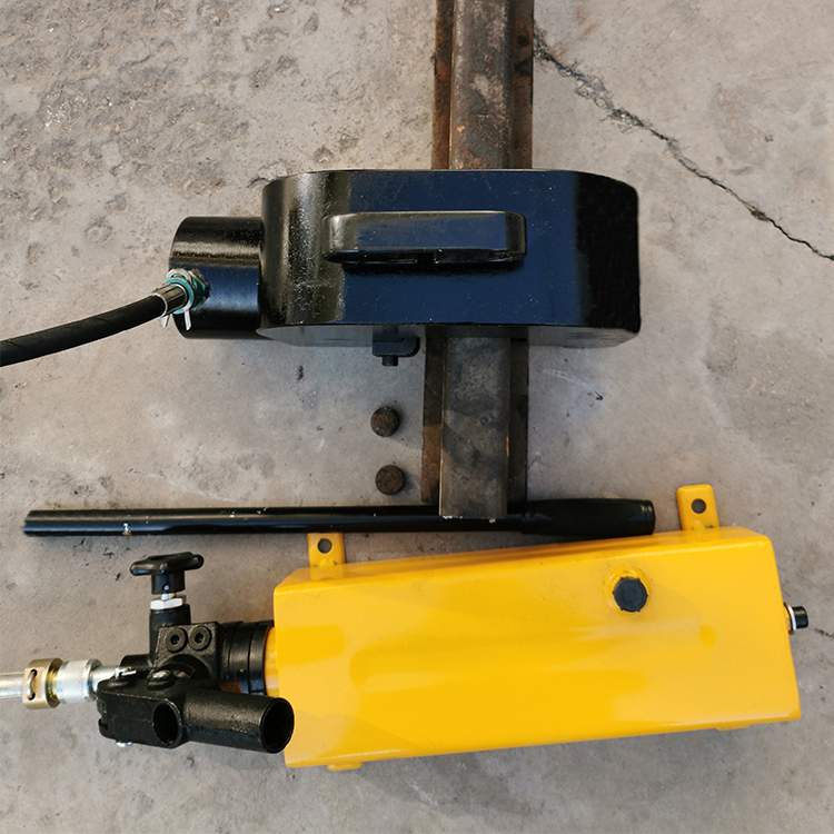 YJK-24分體式液壓擠孔機(jī)實(shí)物圖2