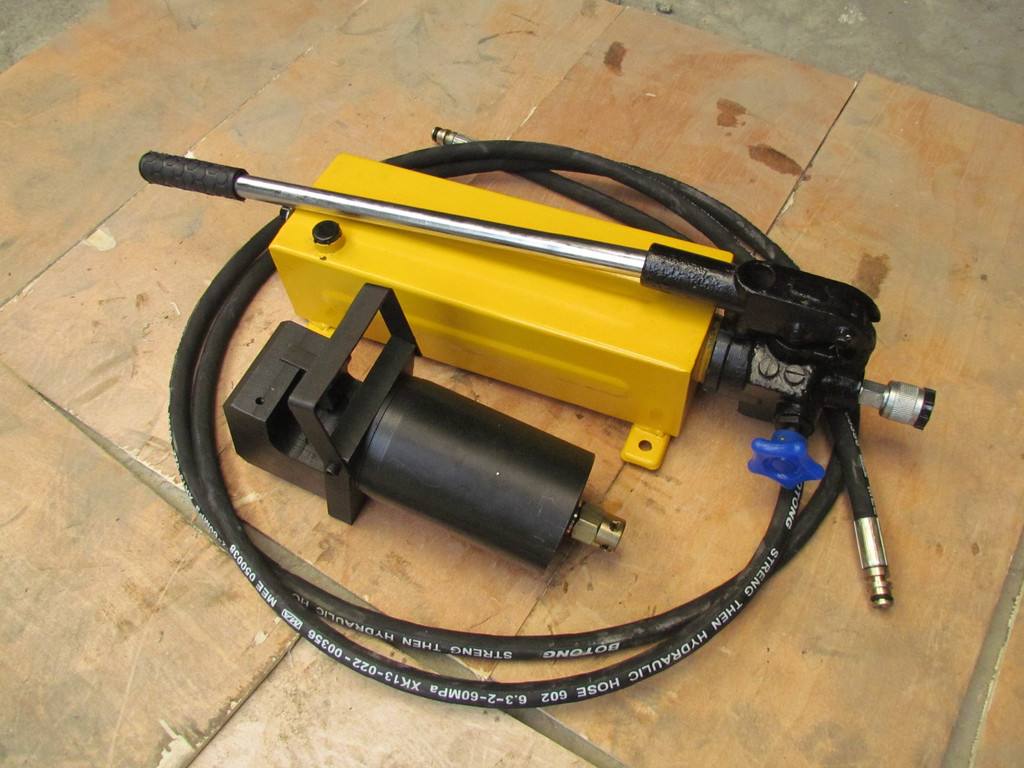 液壓錨桿錨索切斷器實物圖1